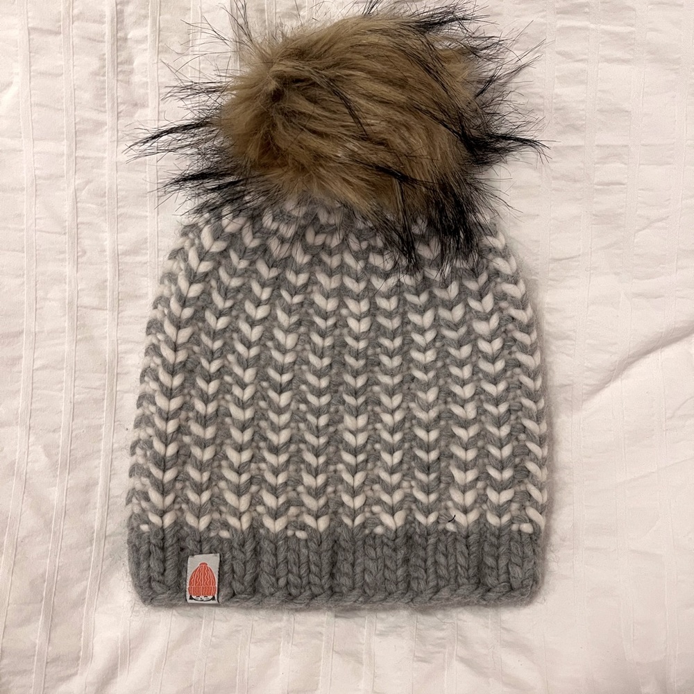 Sh*t That I Knit Foster Beanie in Heather NWOT